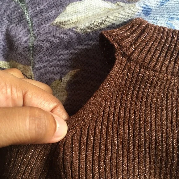 🍻Cover story cold shoulder Shimmer Sweater Large 🍻 - Picture 12 of 15